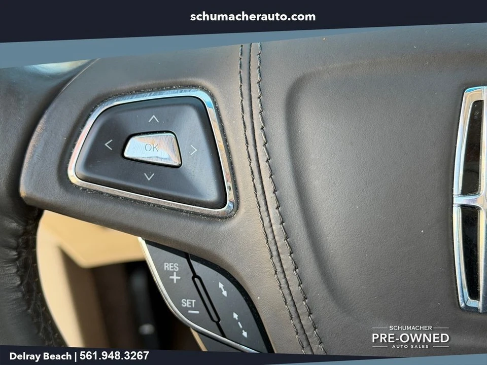 2020 Lincoln MKZ - Image 23 of 26