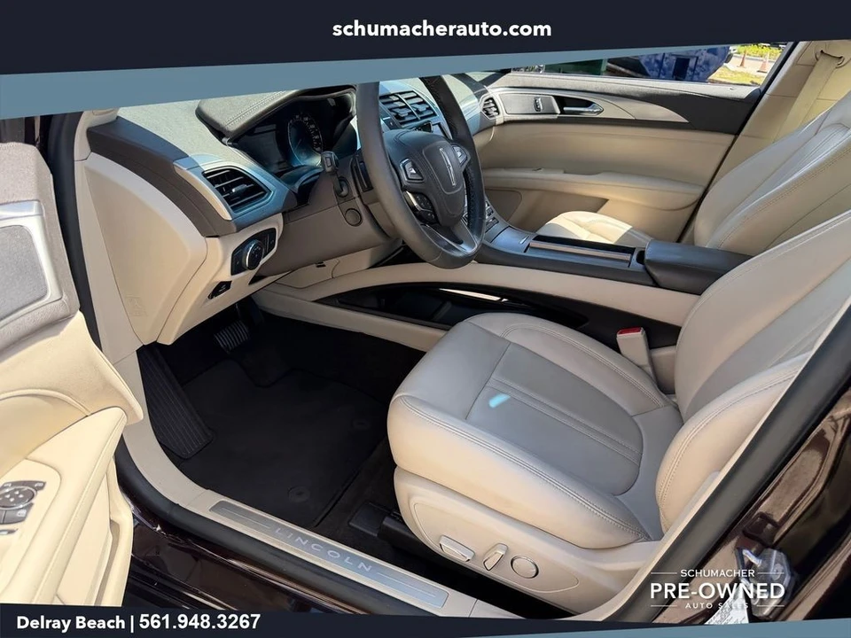2020 Lincoln MKZ - Image 11 of 26