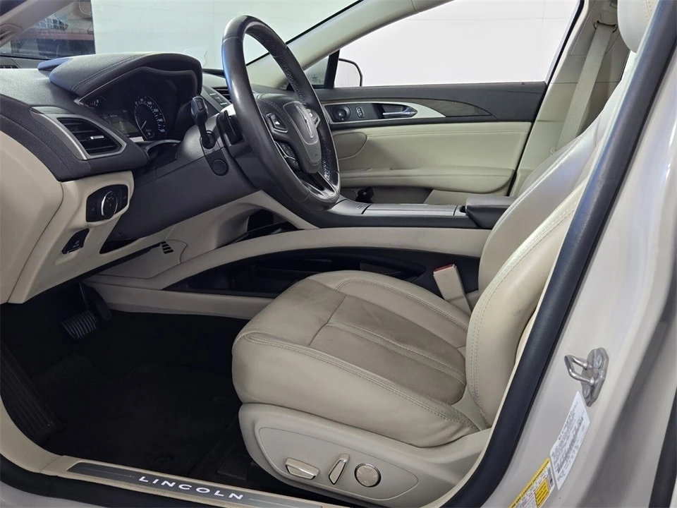 2020 Lincoln MKZ - Image 6 of 12