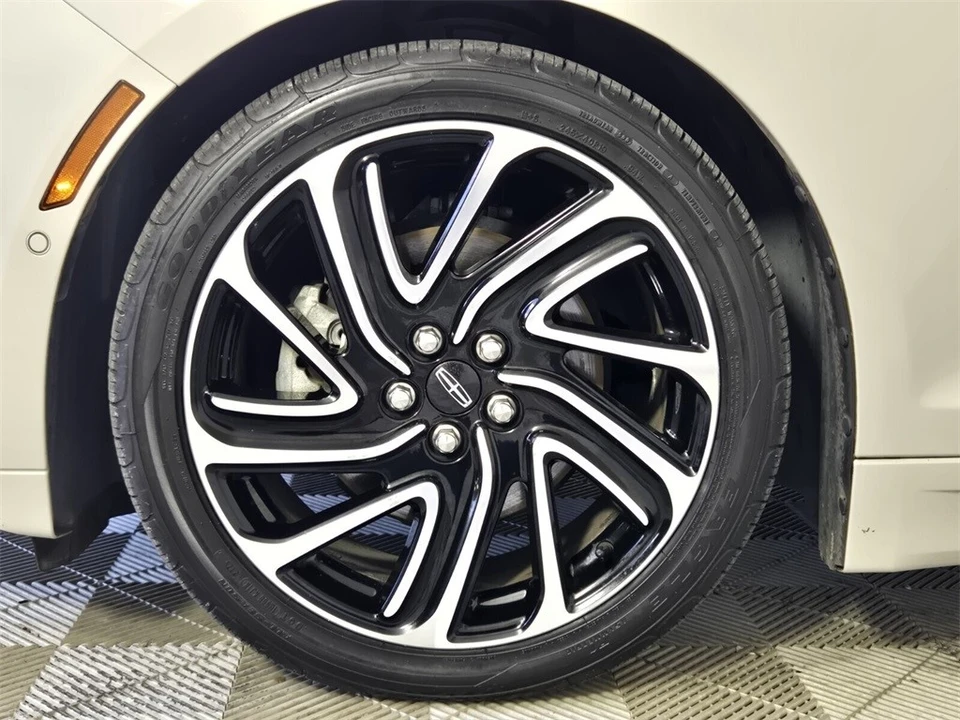 2020 Lincoln MKZ - Image 4 of 12