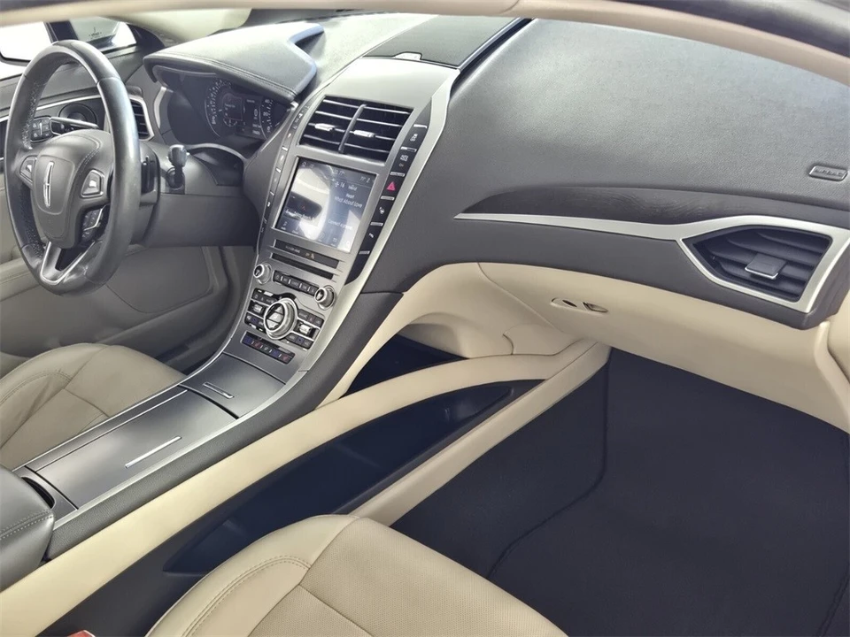 2020 Lincoln MKZ - Image 13 of 21
