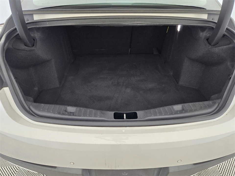 2020 Lincoln MKZ - Image 11 of 12