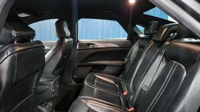2020 Lincoln MKZ - Image 18 of 21