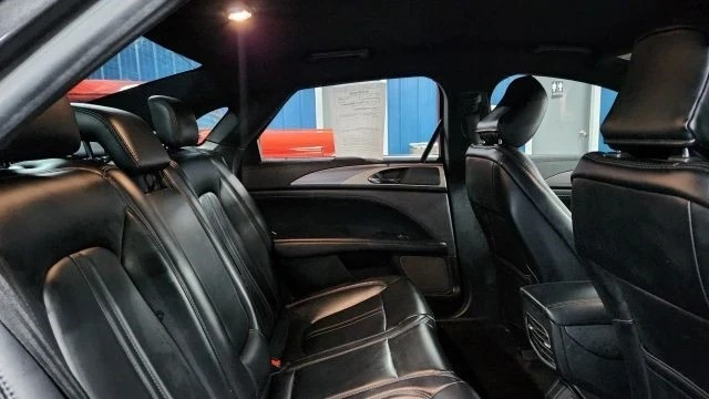2020 Lincoln MKZ - Image 17 of 21