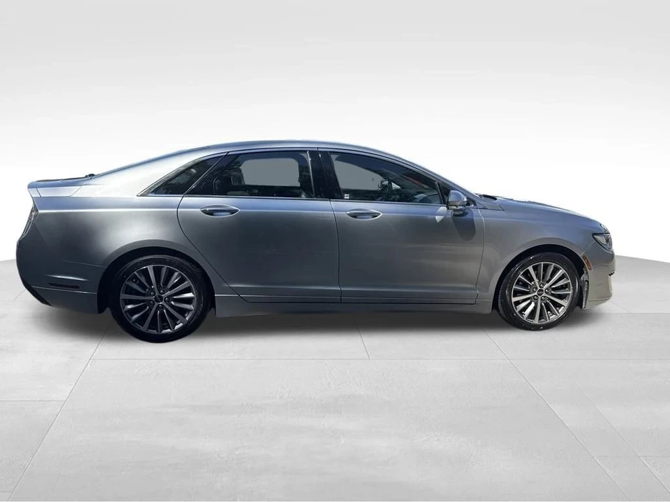 2020 Lincoln MKZ - Image 7 of 12