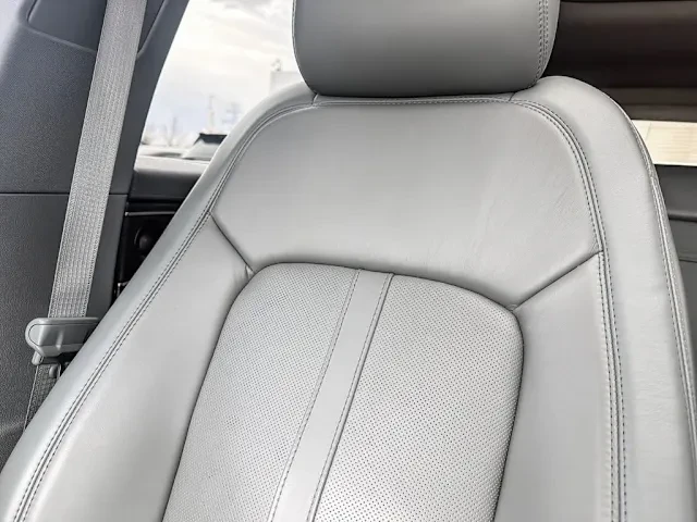 2020 Lincoln Nautilus - Image 13 of 17
