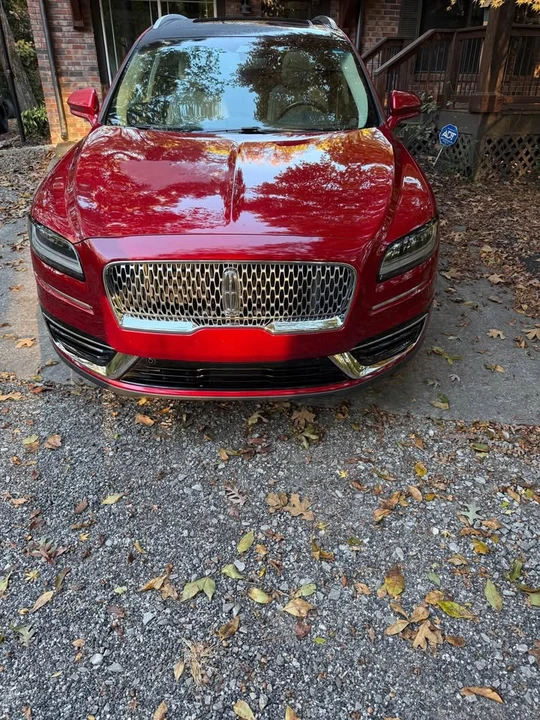 2020 Lincoln Nautilus - Image 2 of 3