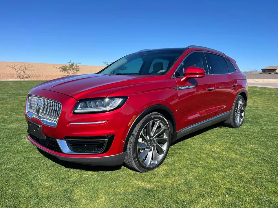 2020 Lincoln Nautilus - Image 2 of 11
