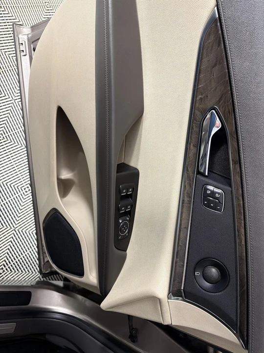 2020 Lincoln Nautilus - Image 11 of 21