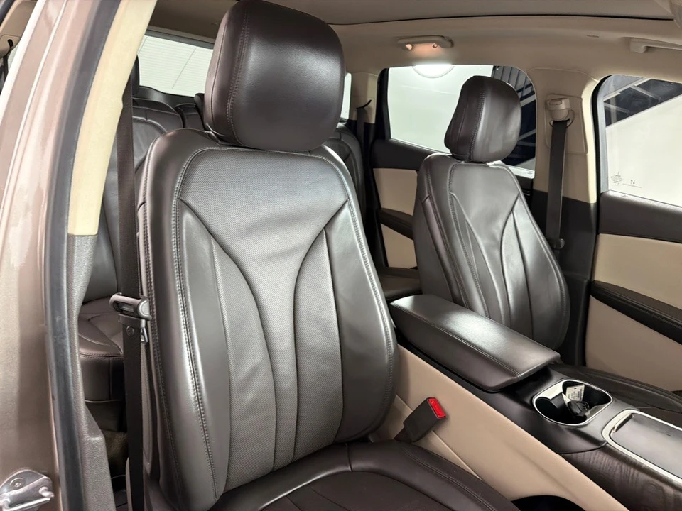 2020 Lincoln MKX - Image 25 of 27