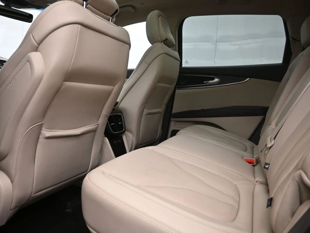 2020 Lincoln Nautilus - Image 19 of 20