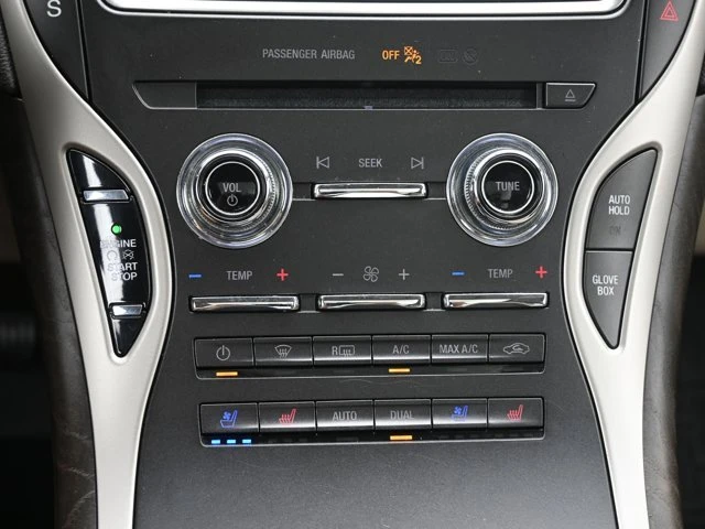 2020 Lincoln Nautilus - Image 16 of 20