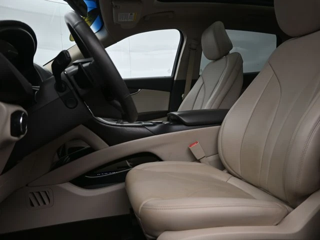2020 Lincoln Nautilus - Image 10 of 20