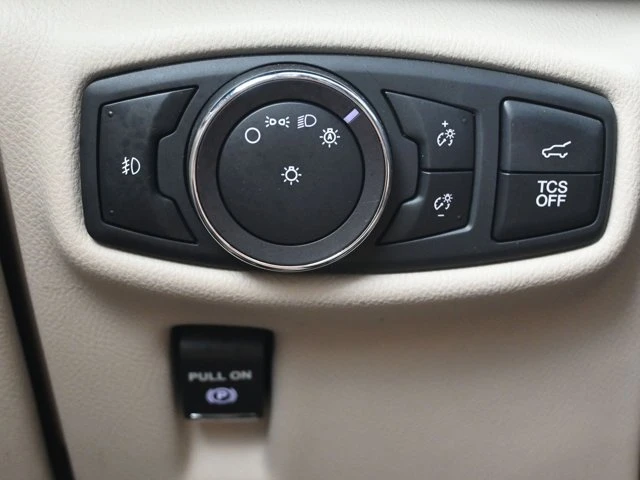 2020 Lincoln Nautilus - Image 11 of 20
