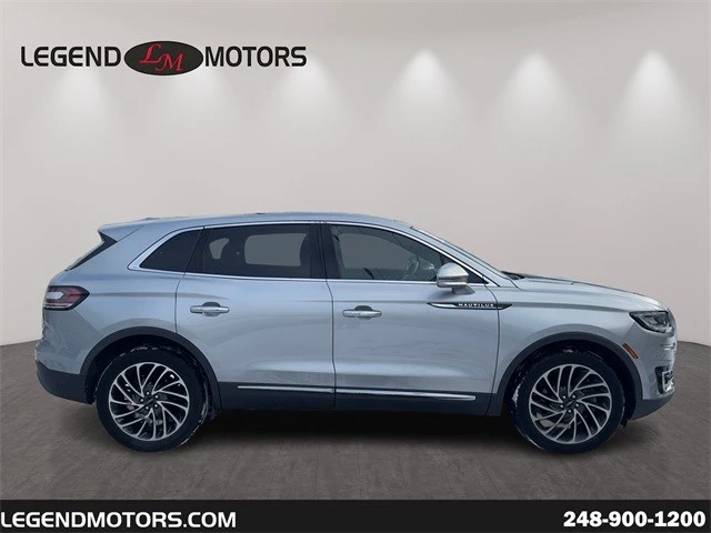 2020 Lincoln Nautilus - Image 9 of 12