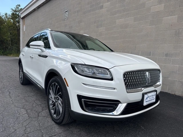 2020 Lincoln Nautilus - Image 2 of 12