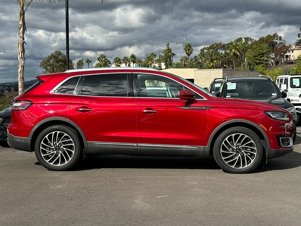 2020 Lincoln Nautilus - Image 2 of 12