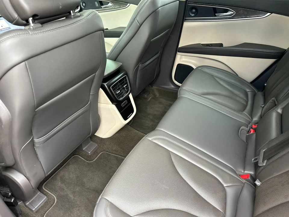 2020 Lincoln Nautilus - Image 12 of 12
