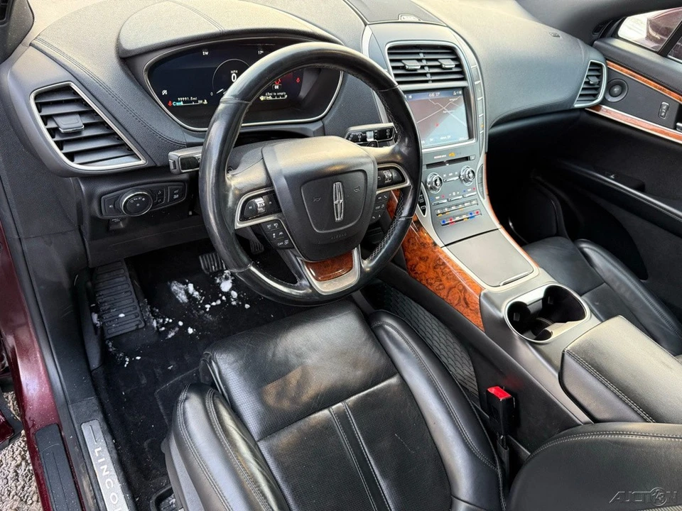 2020 Lincoln Nautilus - Image 11 of 12
