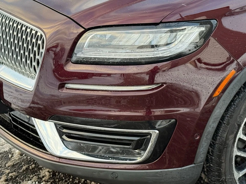 2020 Lincoln Nautilus - Image 9 of 12