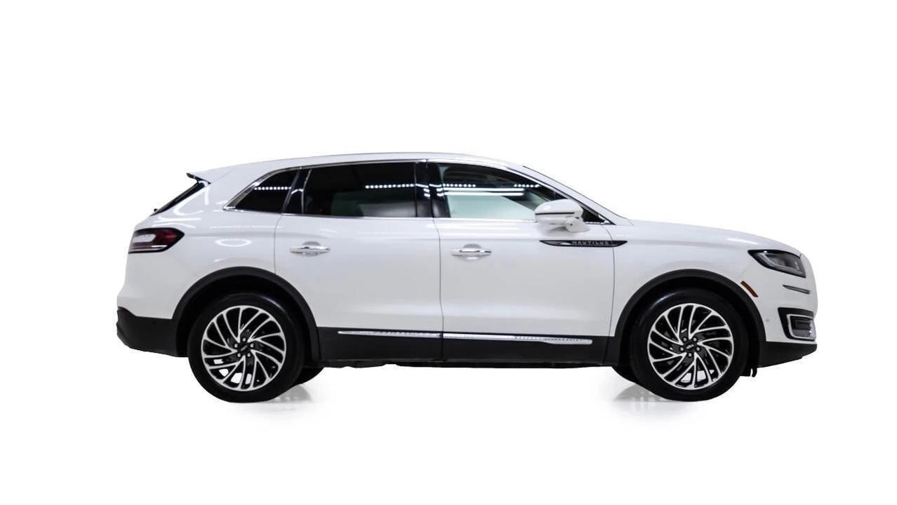2020 Lincoln Nautilus - Image 5 of 12