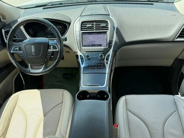 2020 Lincoln Nautilus - Image 10 of 21