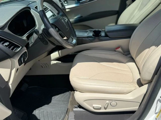 2020 Lincoln Nautilus - Image 9 of 21