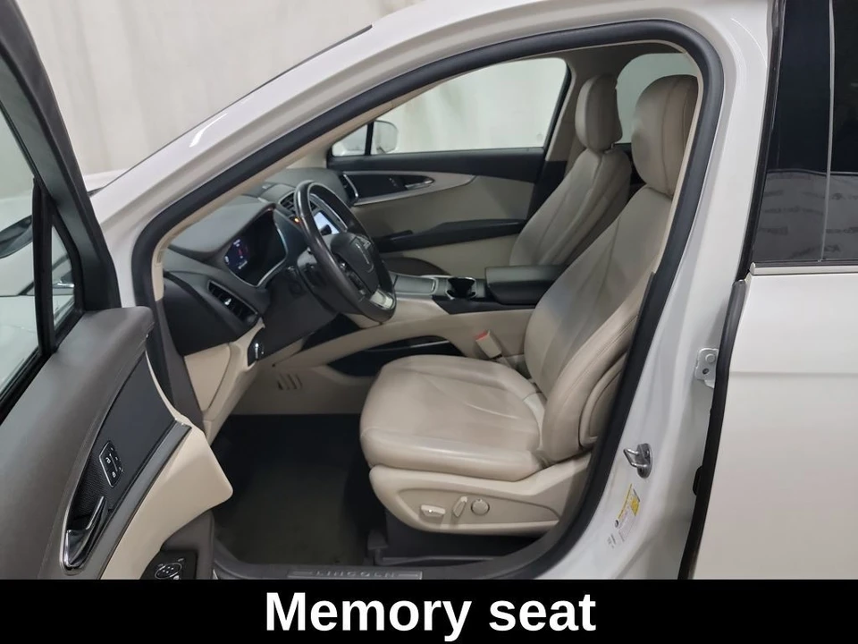 2020 Lincoln Nautilus - Image 10 of 12