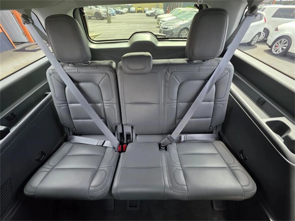 2020 Lincoln Navigator 4th Gen - Image 11 of 23