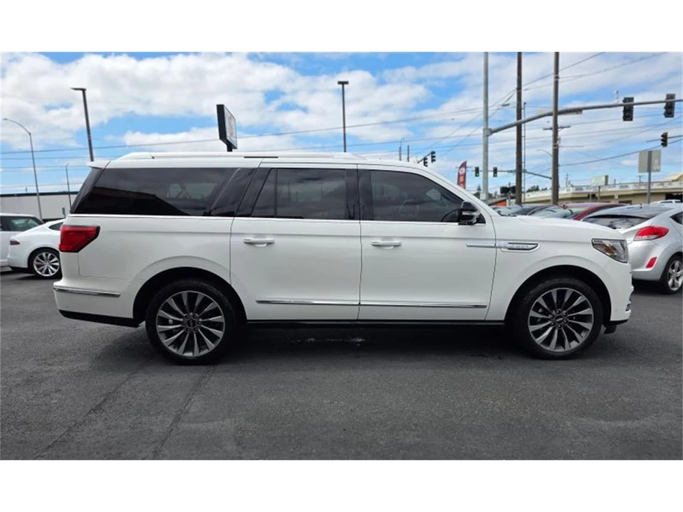 2020 Lincoln Navigator 4th Gen - Image 6 of 23