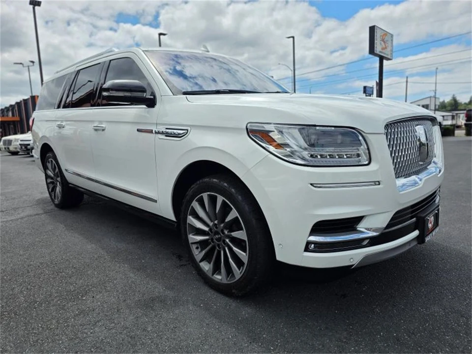 2020 Lincoln Navigator 4th Gen - Image 7 of 23