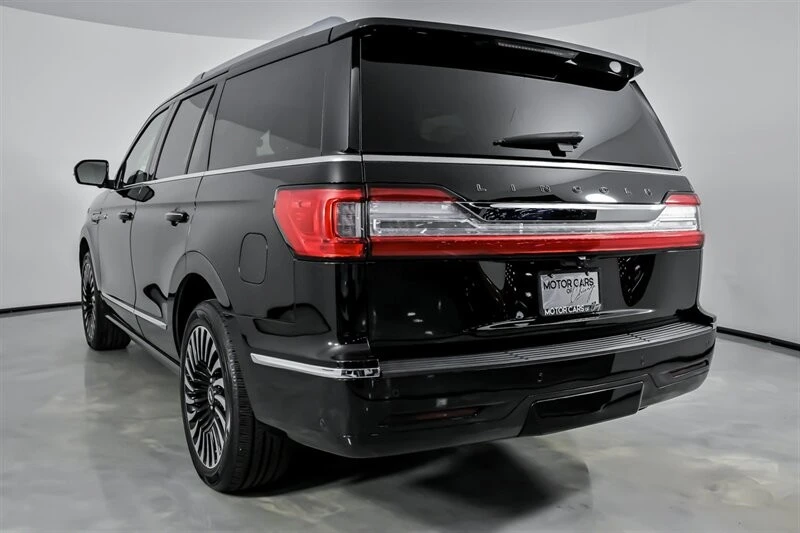 2020 Lincoln Navigator 4th Gen - Image 10 of 21