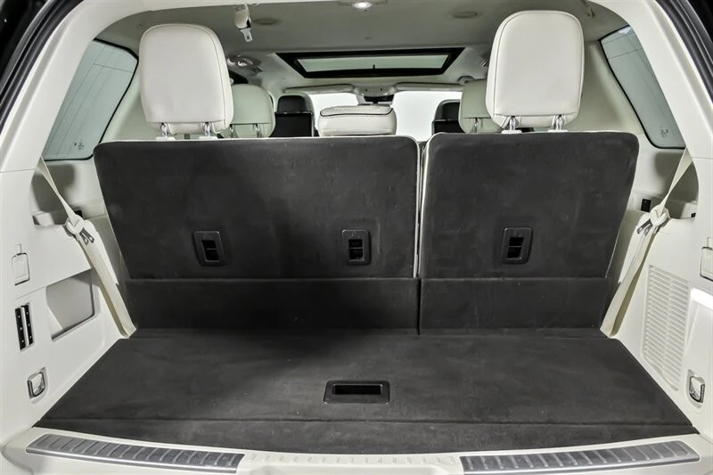2020 Lincoln Navigator 4th Gen - Image 16 of 21