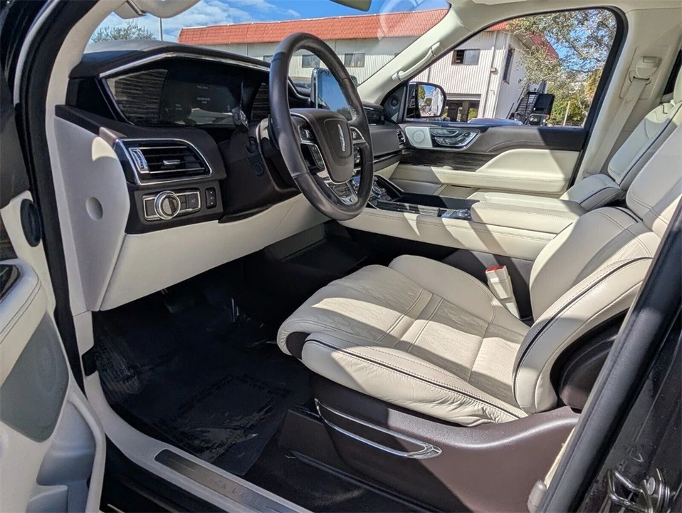 2020 Lincoln Navigator 4th Gen - Image 12 of 12