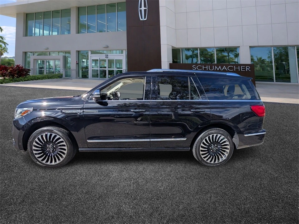 2020 Lincoln Navigator 4th Gen - Image 4 of 12