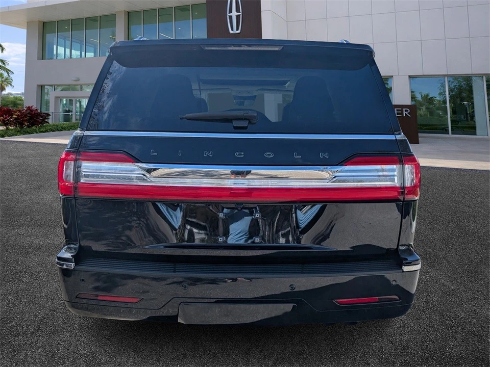 2020 Lincoln Navigator 4th Gen - Image 6 of 12