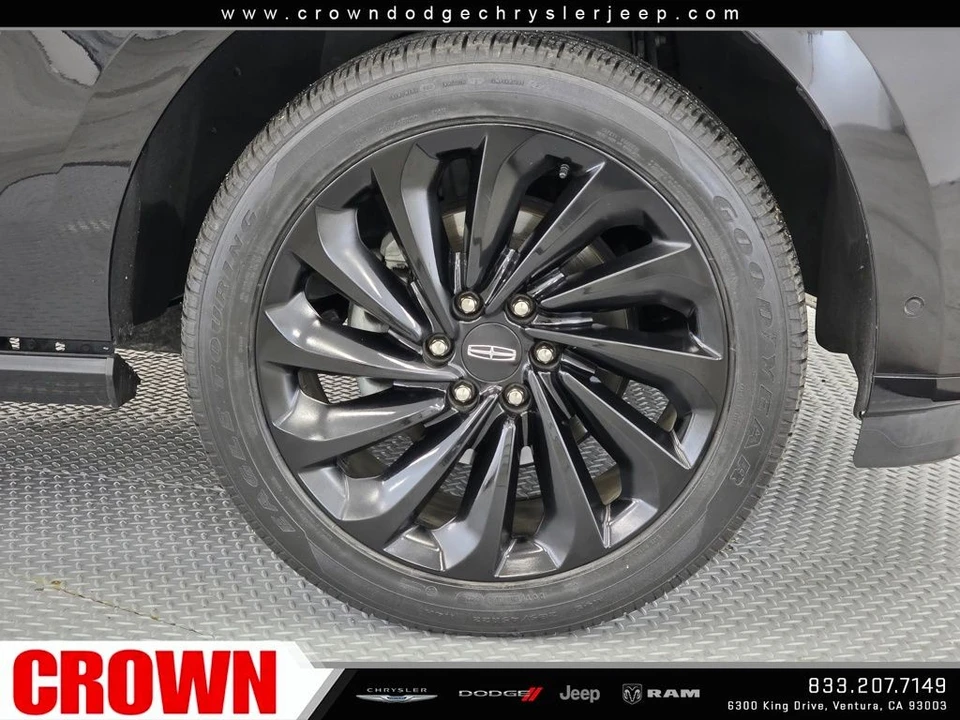 2020 Lincoln Navigator 4th Gen - Image 9 of 21