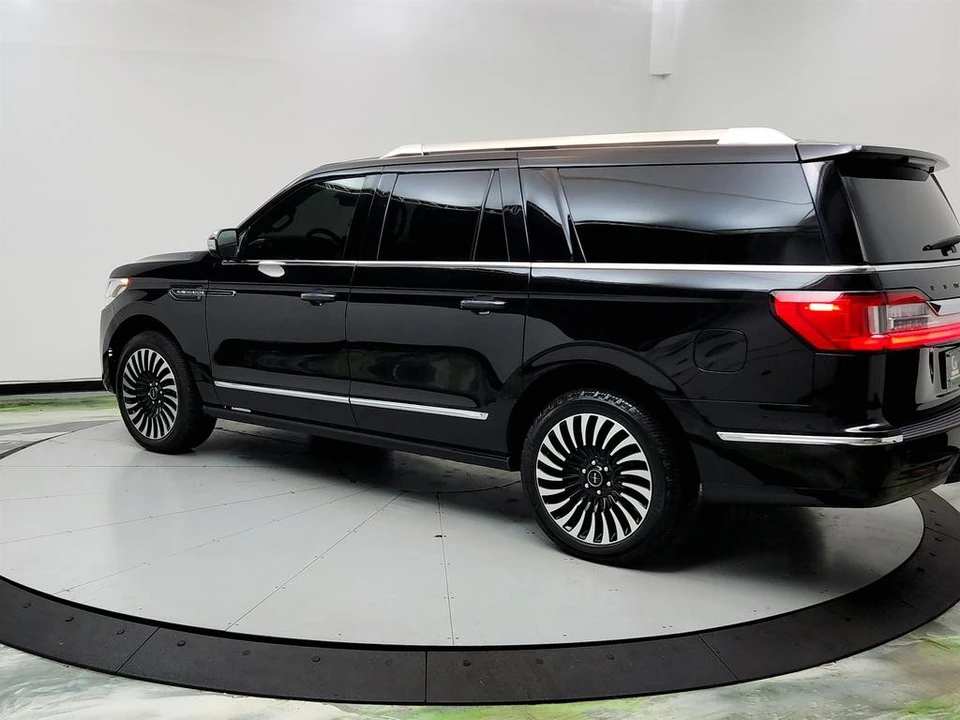 2020 Lincoln Navigator 4th Gen - Image 7 of 12