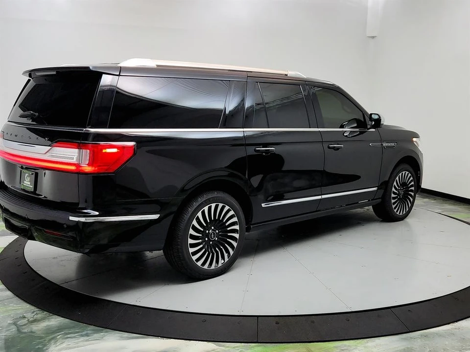2020 Lincoln Navigator 4th Gen - Image 5 of 12