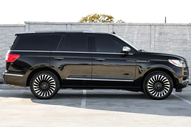 2020 Lincoln Navigator 4th Gen - Image 6 of 21