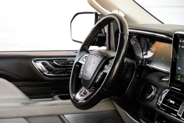 2020 Lincoln Navigator 4th Gen - Image 14 of 21