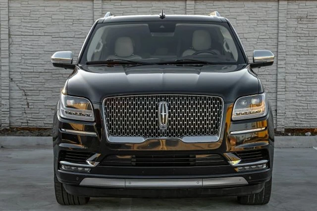 2020 Lincoln Navigator 4th Gen - Image 4 of 21