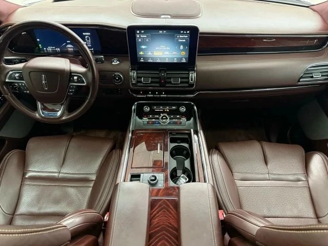 2020 Lincoln Navigator 4th Gen - Image 2 of 12