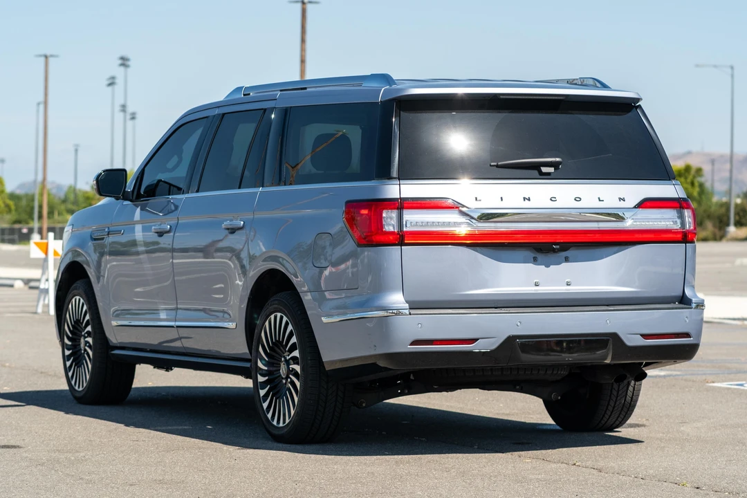 2020 Lincoln Navigator 4th Gen - Image 7 of 31