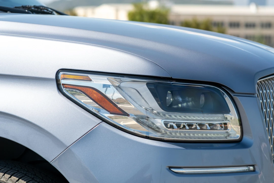 2020 Lincoln Navigator 4th Gen - Image 9 of 31