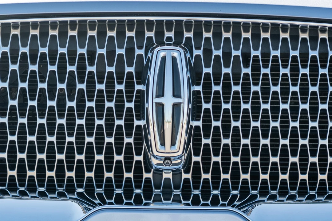 2020 Lincoln Navigator 4th Gen - Image 12 of 31