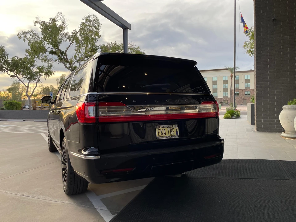 2020 Lincoln Navigator 4th Gen - Image 17 of 31