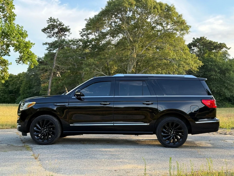 2020 Lincoln Navigator 4th Gen - Image 18 of 21