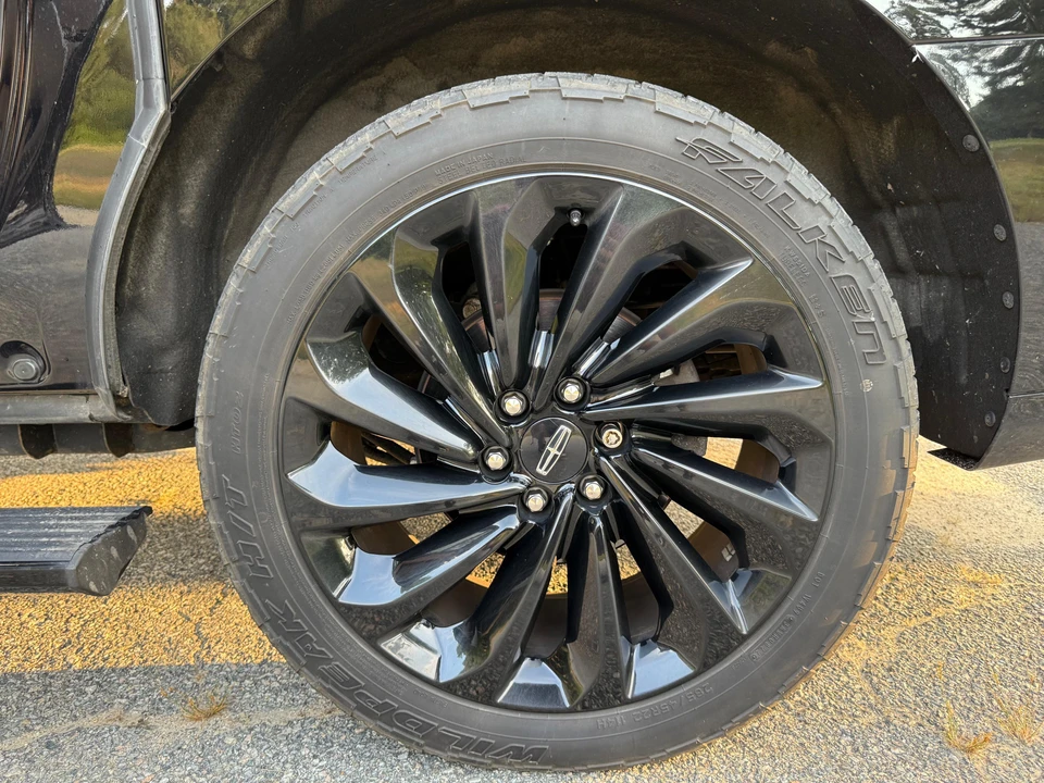 2020 Lincoln Navigator 4th Gen - Image 16 of 31