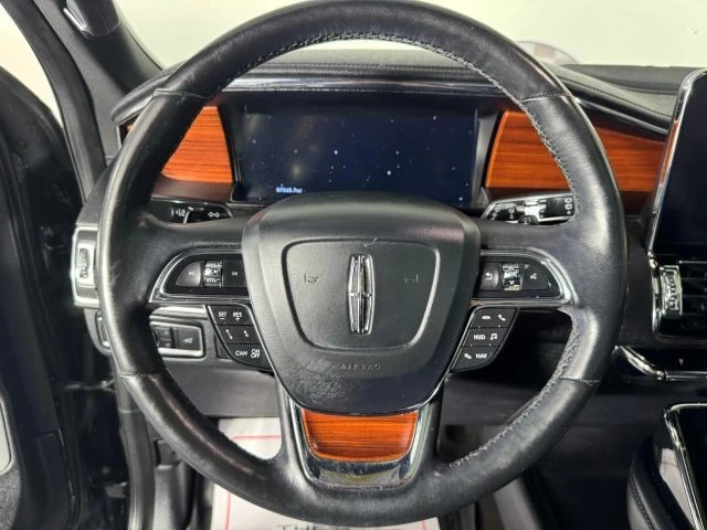 2020 Lincoln Navigator 4th Gen - Image 13 of 21